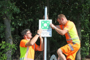Als Ergänzung zu den im Sommer 2020 installierten Rettungspunkten im Wald gibt es eine Handy-App. Foto: Stadt Wertheim